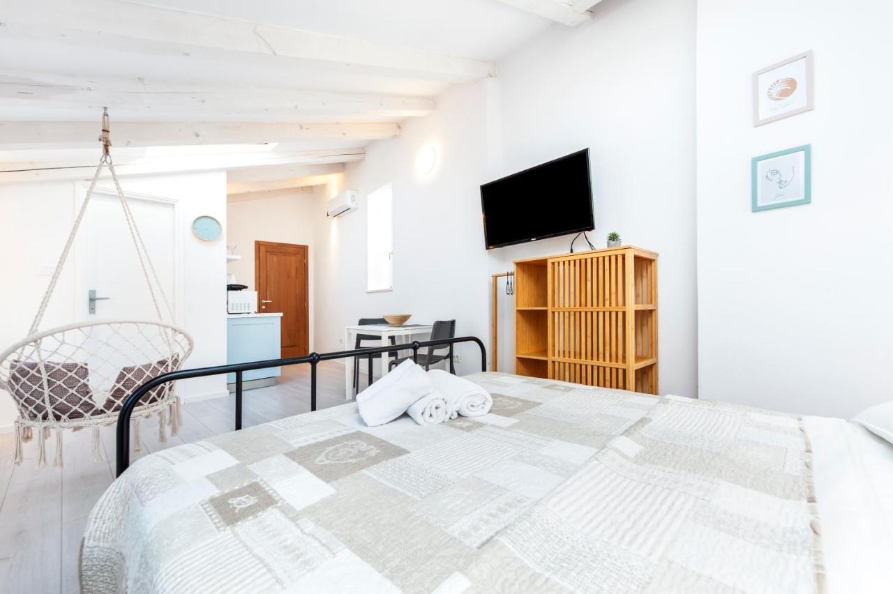 Cozy Garzoto Studios Rovinj Buitenkant foto